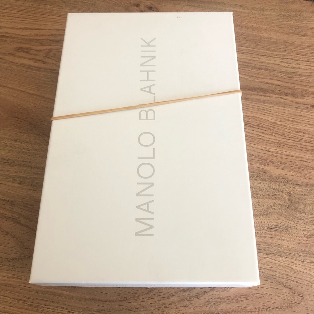 NIB $795 Manolo Blahnik BB Swiss Dot Pointed Toe Pump in Pink - size 10 / 40! - Picture 16 of 16